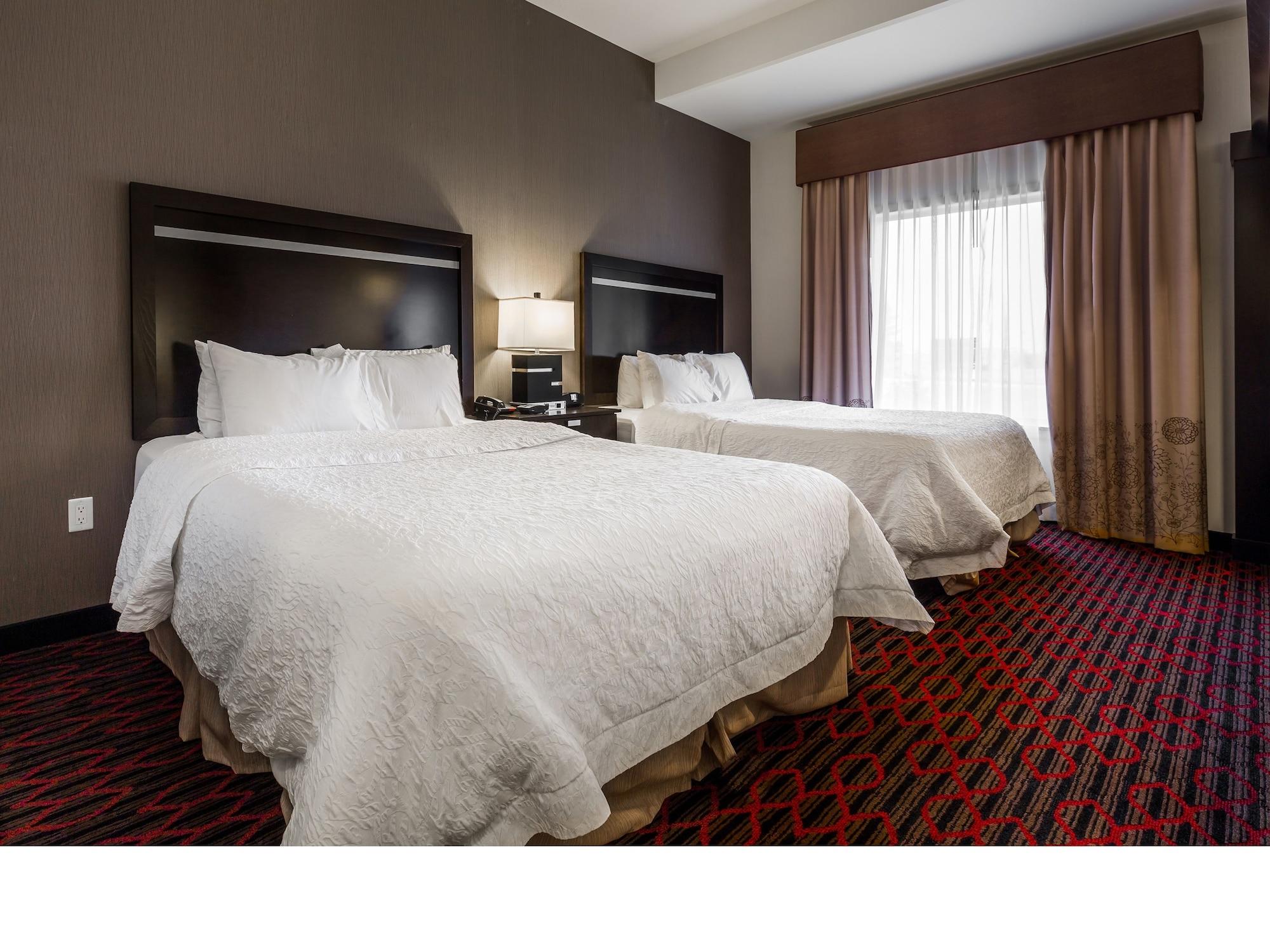 Hampton Inn & Suites By Hilton Lethbridge Dış mekan fotoğraf