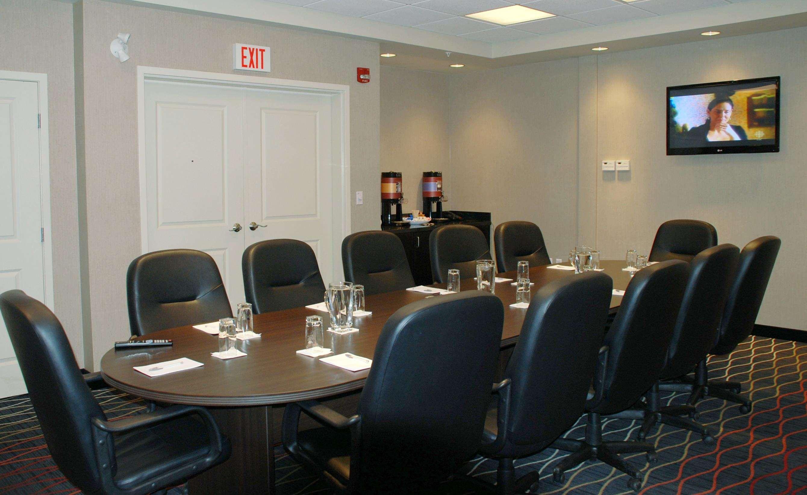 Hampton Inn & Suites By Hilton Lethbridge Konforlar fotoğraf