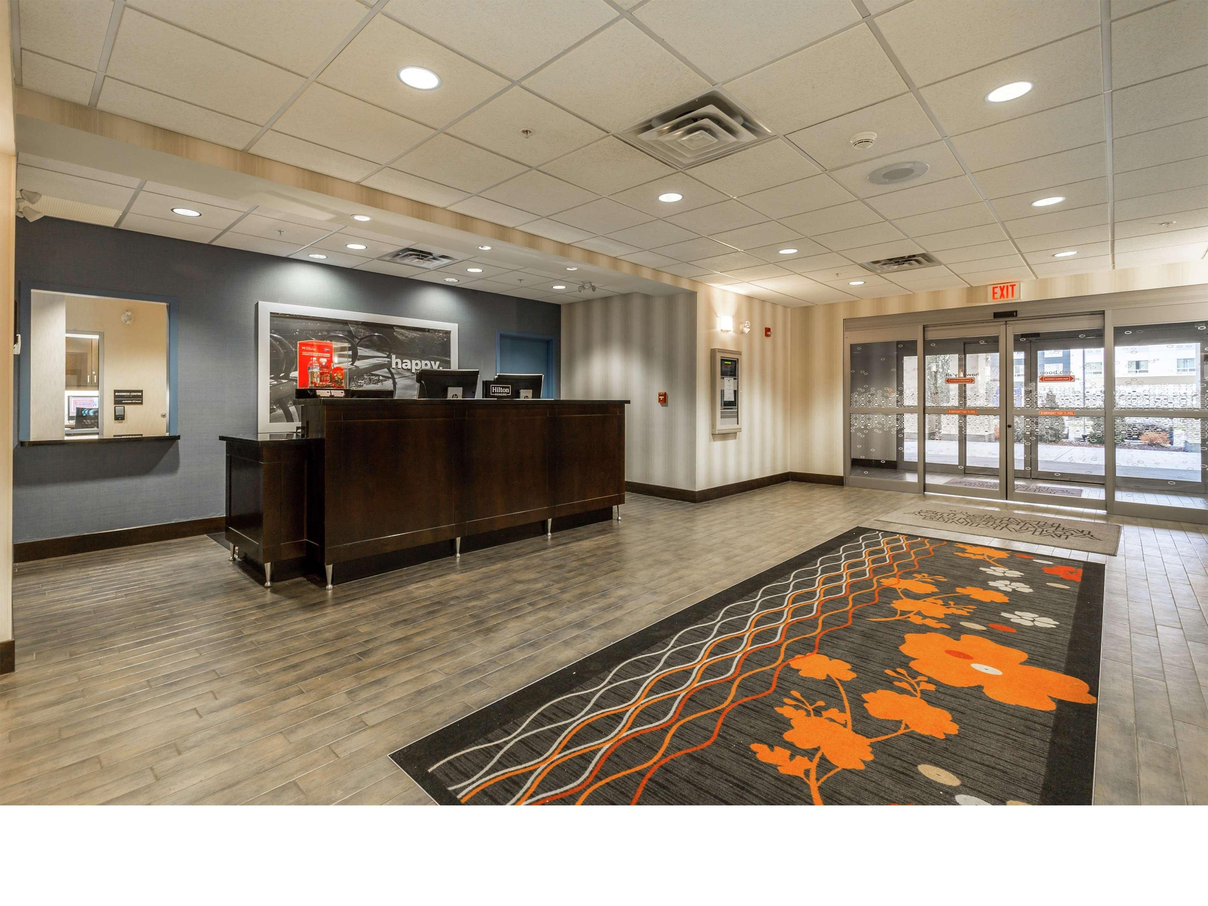 Hampton Inn & Suites By Hilton Lethbridge Dış mekan fotoğraf